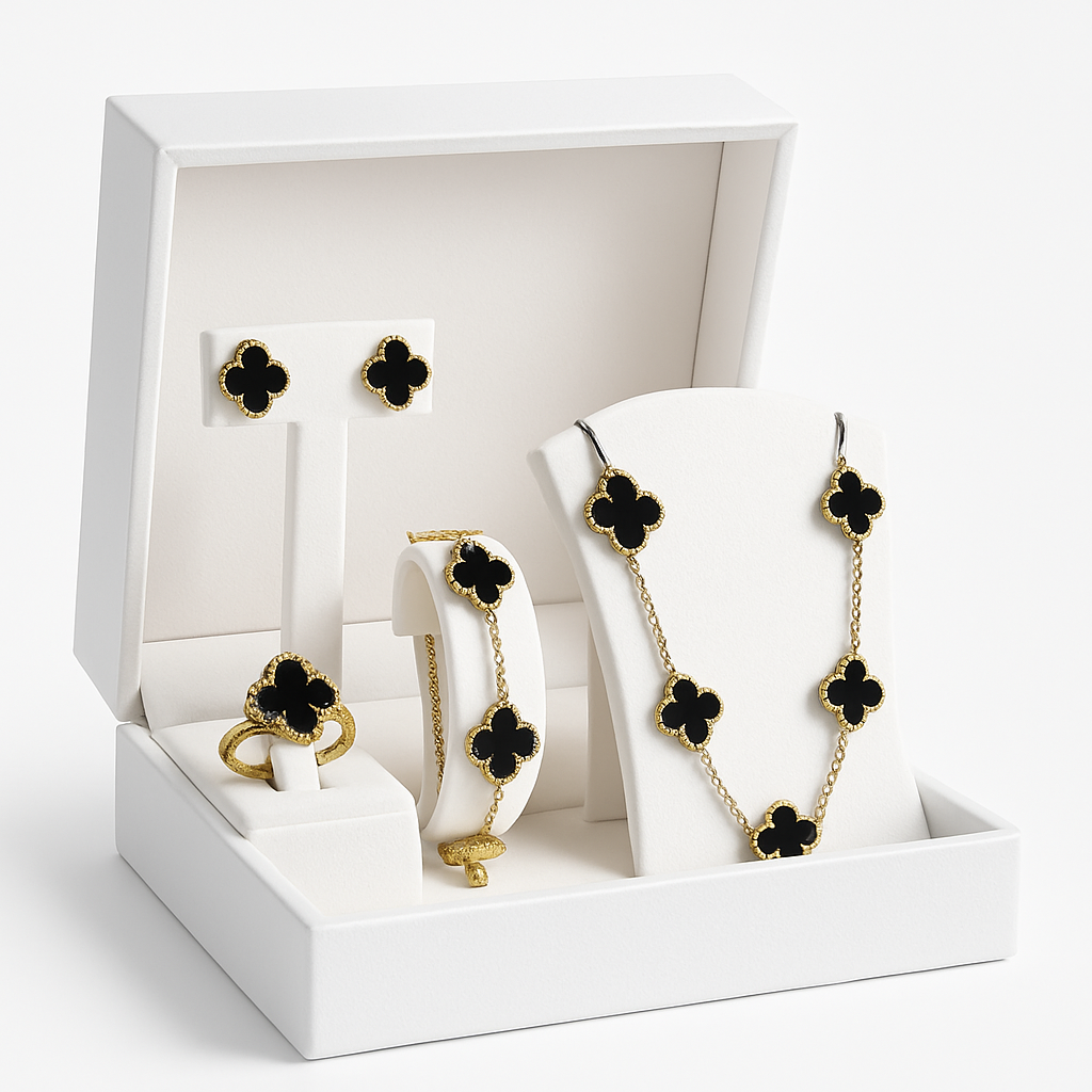 Комплект бижутерии: колье, кольцо