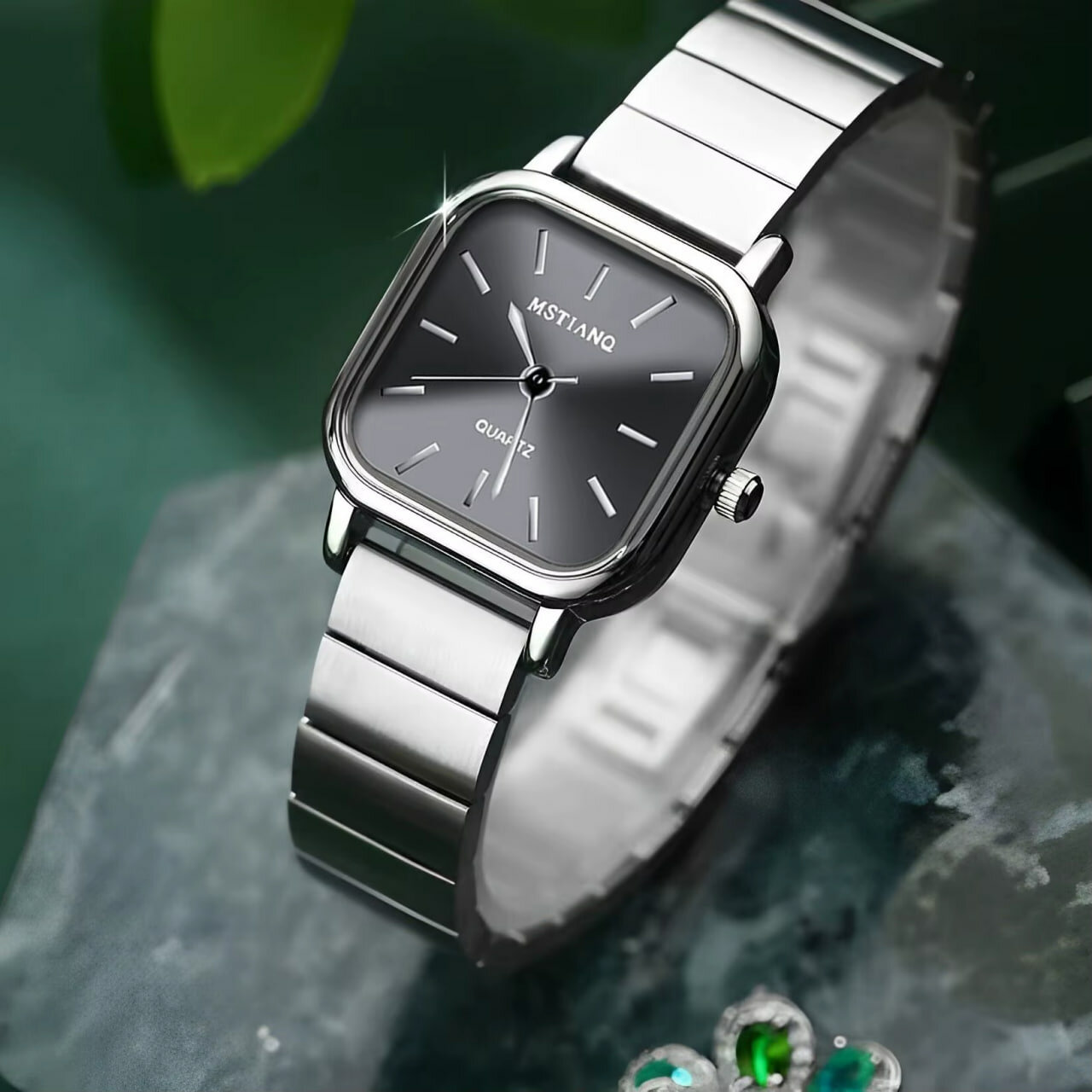 Наручные часы, черно-серые