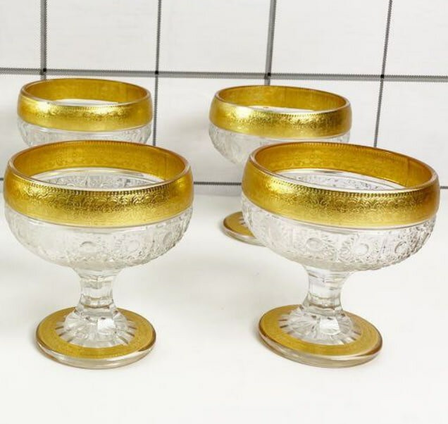 Delux glassware: набор 4 в одном. Элегантный набор из 4 конфетниц – идеален для сладостей, орехов и сухофруктов.