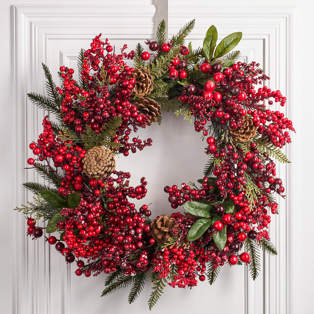 Венок Barney 50 см с шишками и ягодами литая 100%