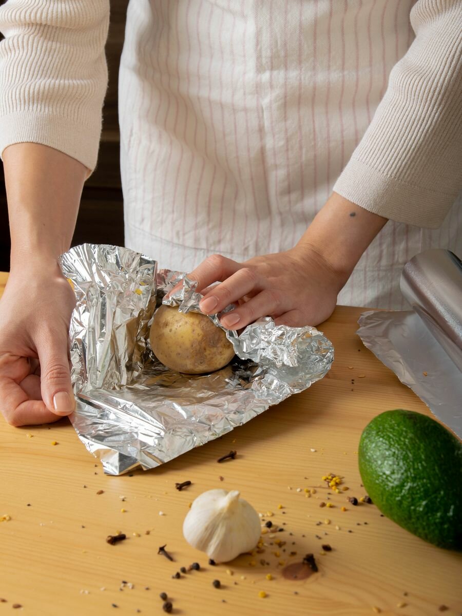 Фольга пищевая для запекания и хранения , 29см х 10м, / кухня