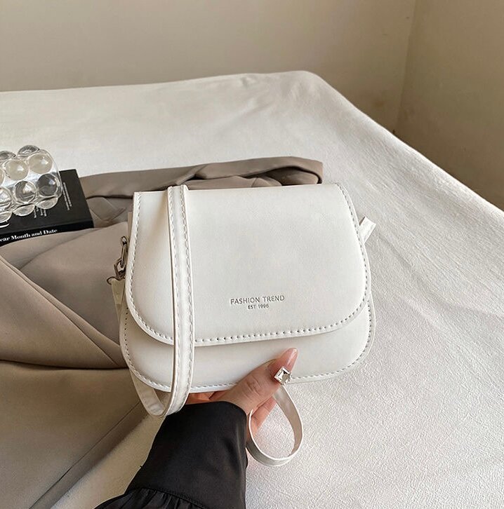 Сумка  женская сумка, фактура матовая, бежевый — фото 1