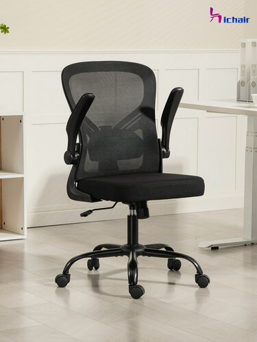 Изображение товара Компьютерное кресло HICHAIR H615 черное с вентилируемым сиденьем и регулируемой поясничной подушкой