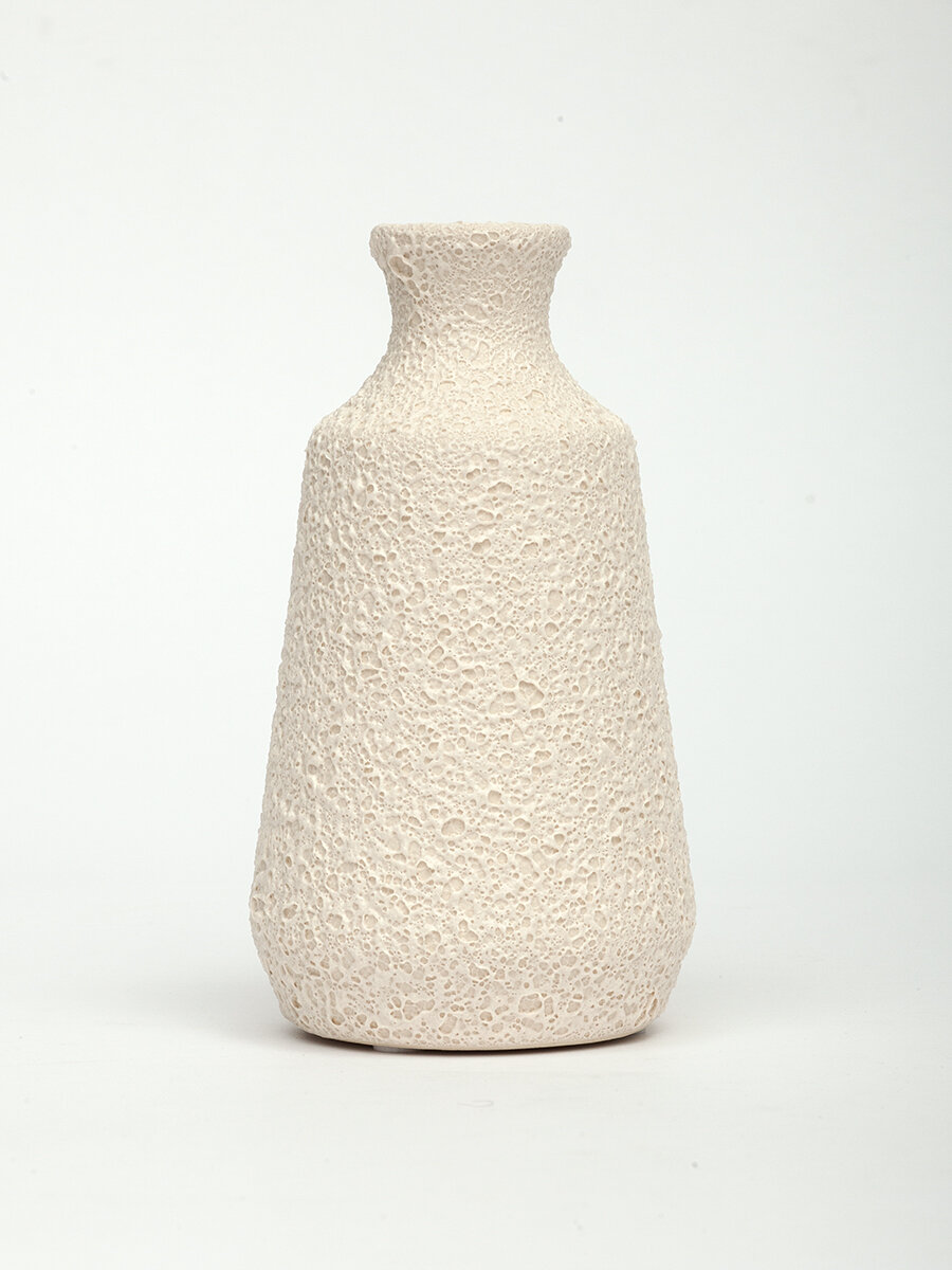 Ваза "Вулкан" VM-301S, бежевая, маленькая, керамика, диаметр горлышка 2.5 см