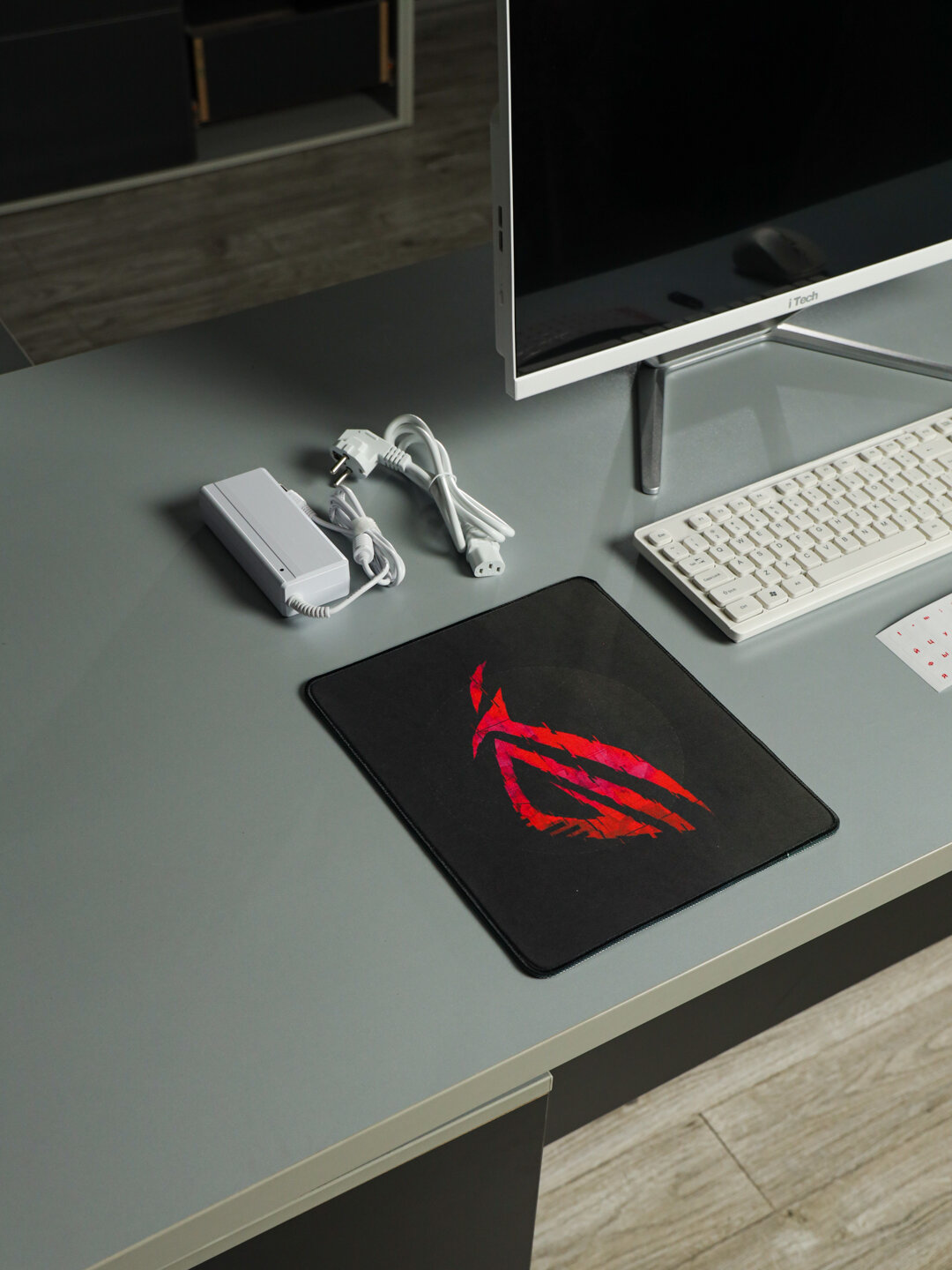 Моноблок I-Tech, 24", i5, SSD 256 ГБ, клавиатура и мышь в комплекте — фото 1