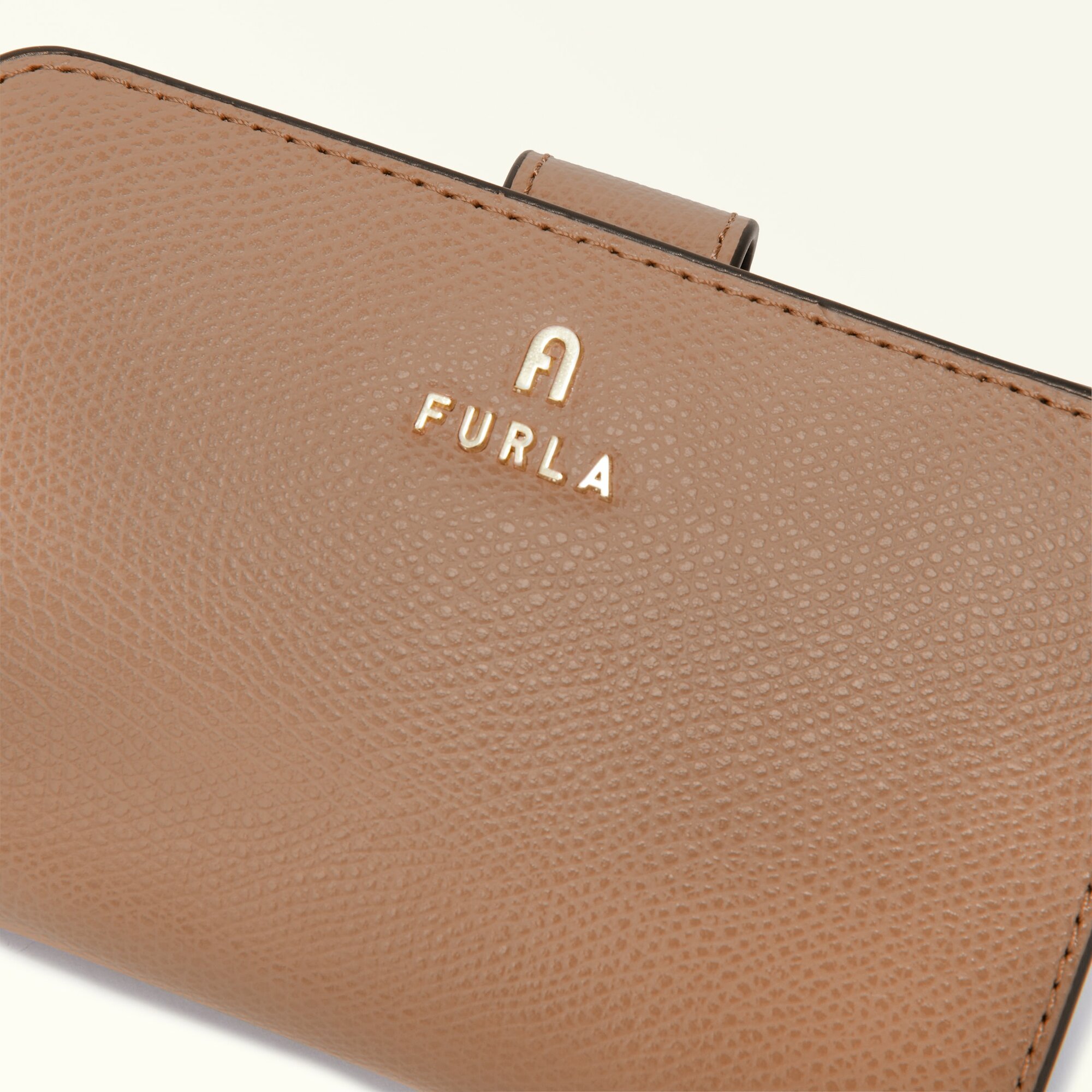Кошелек FURLA CAMELIA M COMPACT WALLET — фото 1