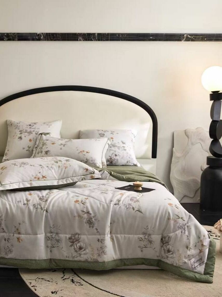 Постельное белье семейное с двумя одеялами Сатин Mency MEN-8