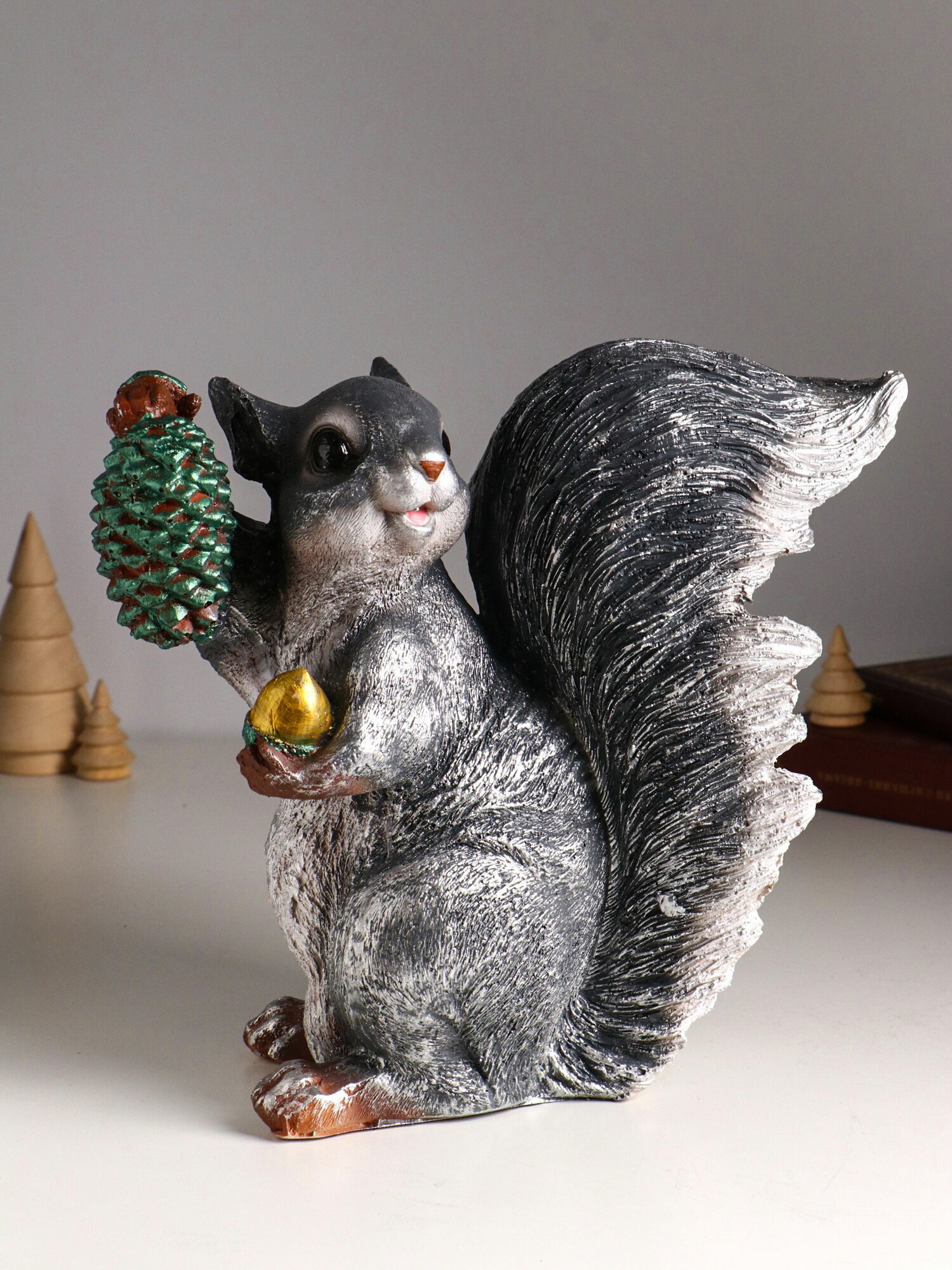 Фигурка полистоун 