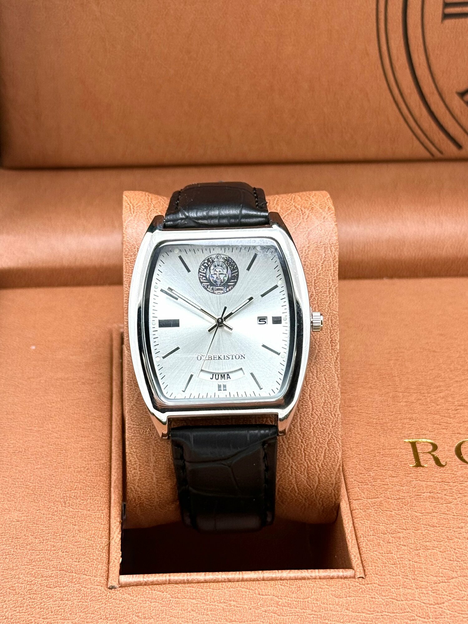 Наручные часы