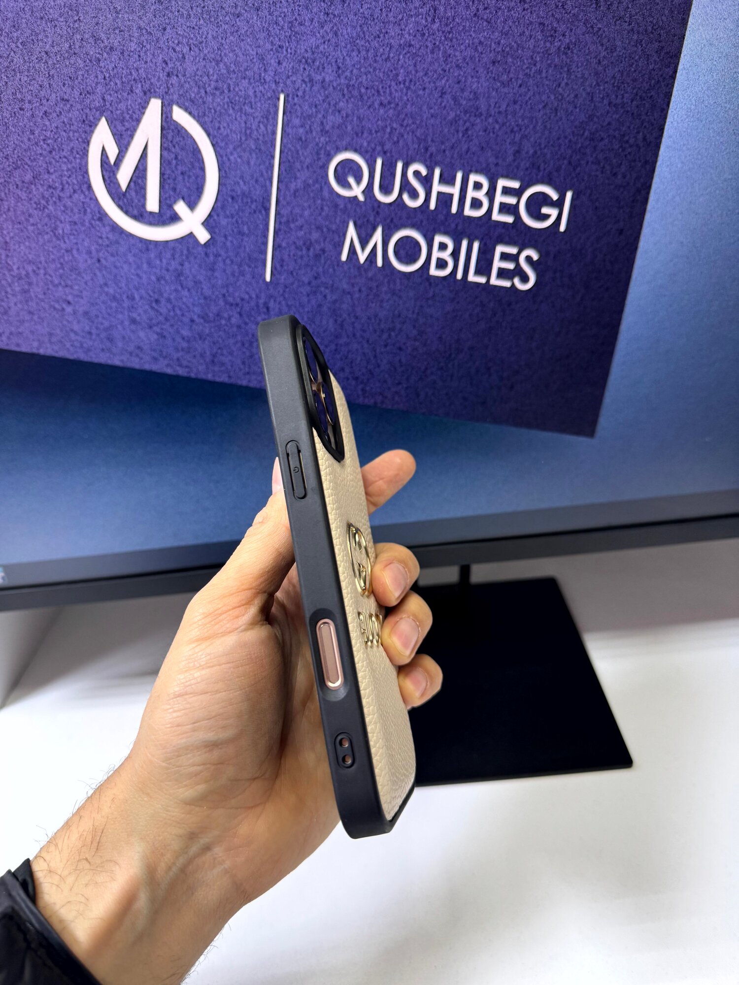 Чехол для iPhone 16 Pro Max, Качественный, стильный. Быстрая Доставка! — фото 1