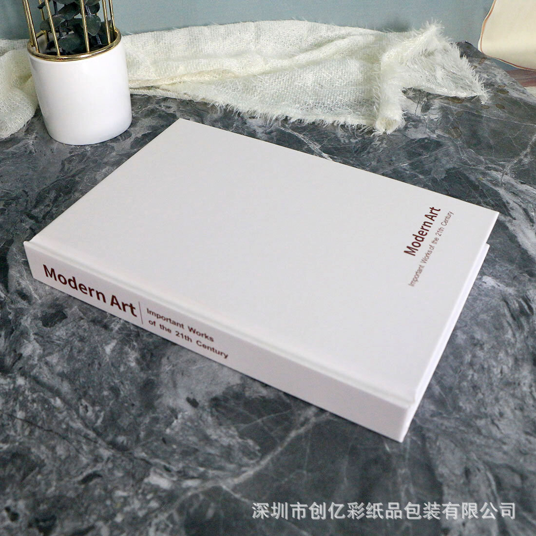 Декоративная книга 24.8x17x3см бежевый минималистичный интерьер офиса