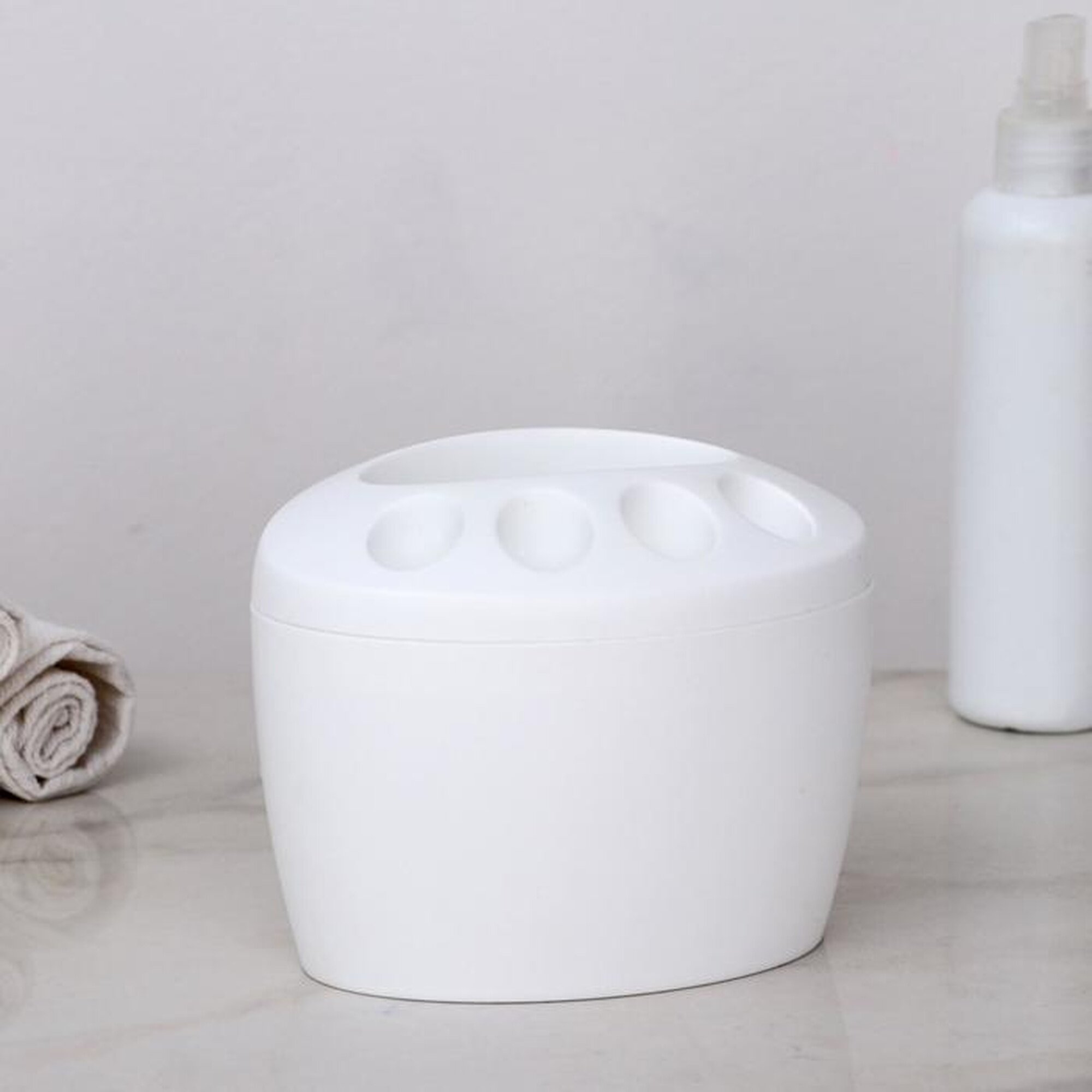 Подставка Martika  Камея   для зубных щёток  круглая  пластик  микс