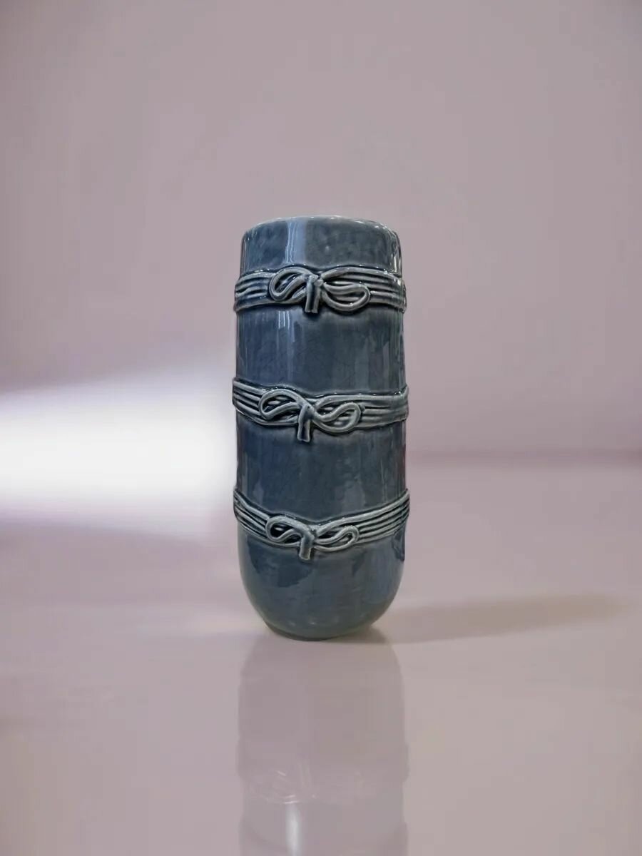 Ваза керамическая, размер 13*13*27см, настольная, интерьерная — фото 1