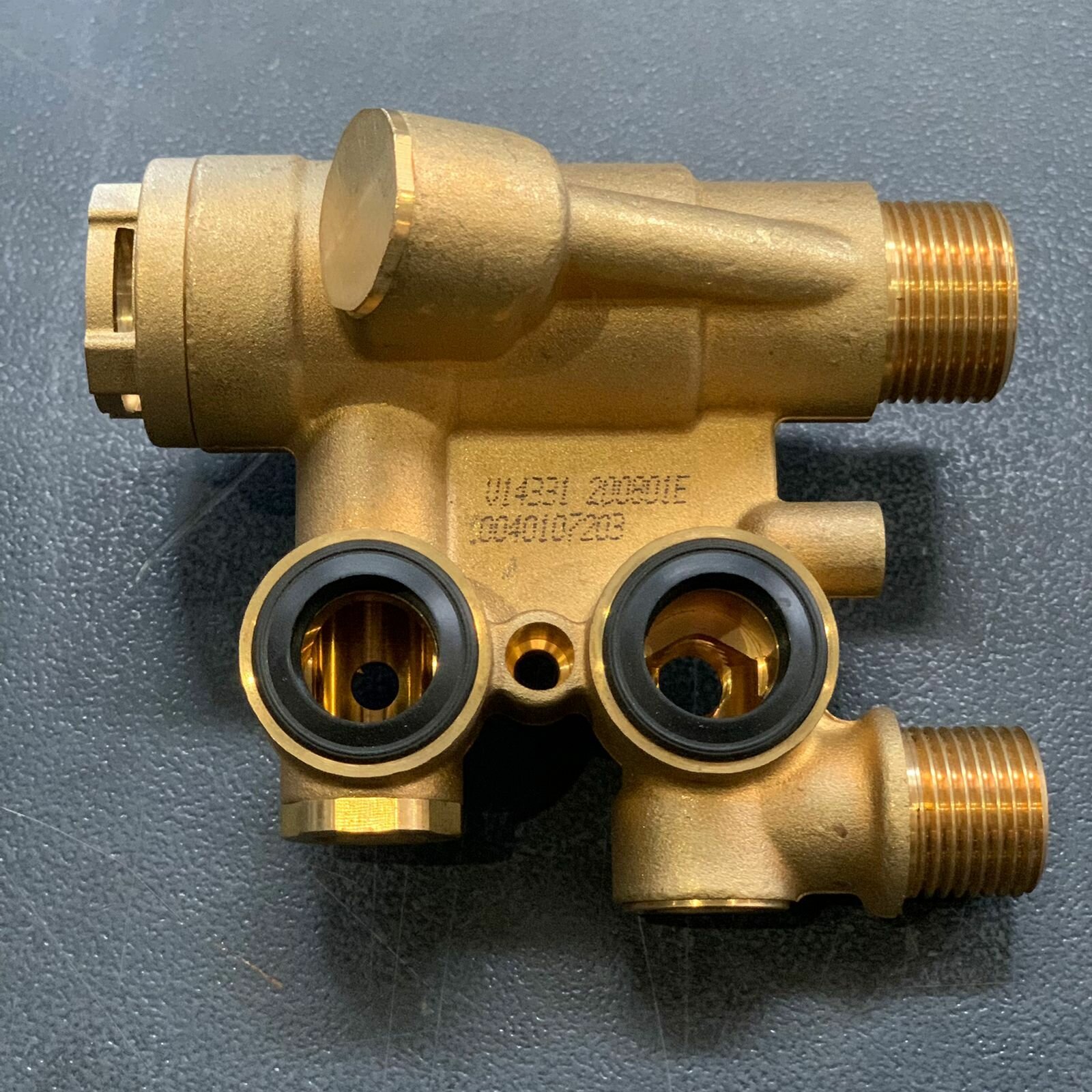 Запчасть для газового котла Блок выхода воды в сборе Haier Outlet valve body