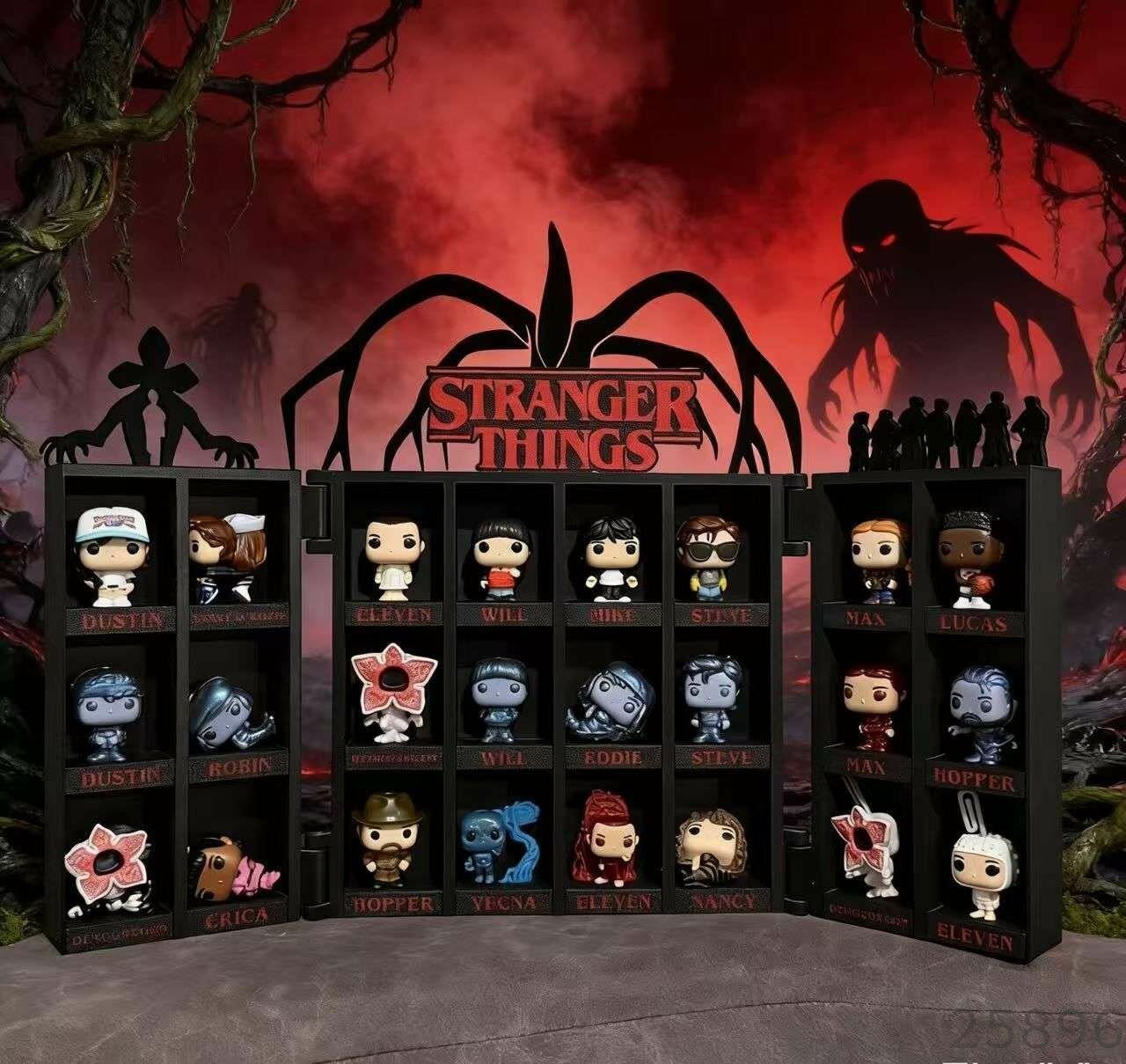 Подставка для фигурок Kinder Joy Stranger Things. Очень странные дела. Чёрная без подписей героев. Для 24 фигурок.
