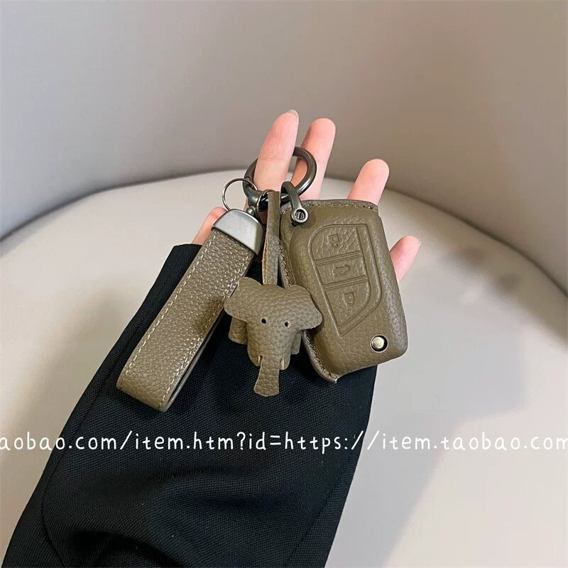 Чехол для ключа-брелока Toyota в шоколадном сером с простым ремешком и узором слона для Toyota