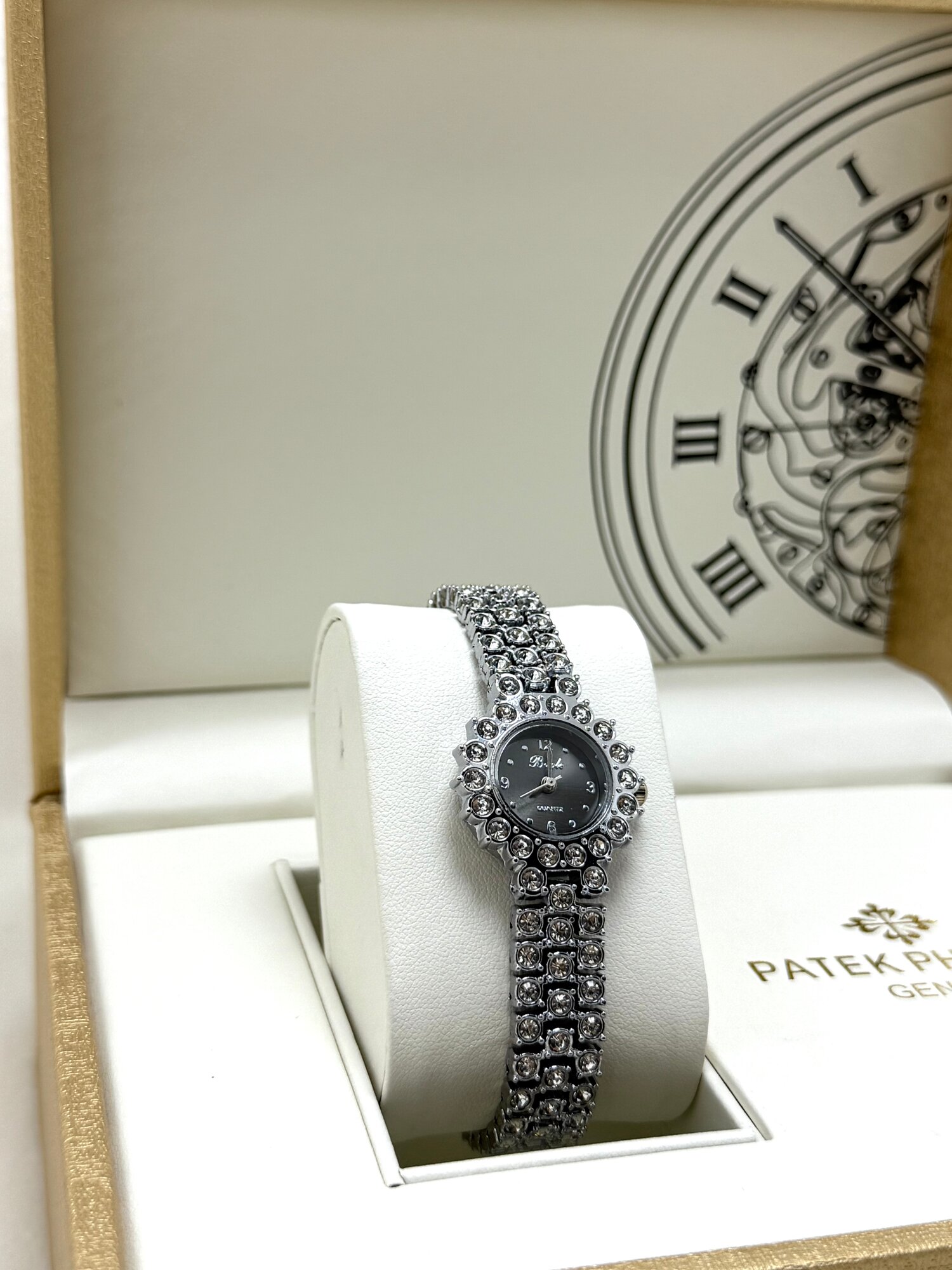 Наручные часы, серебристый