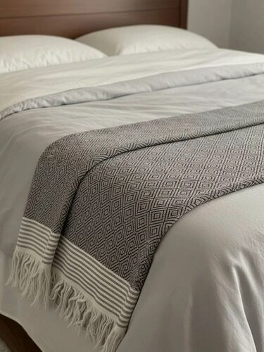 Изображение товара Плед - покрывало хлопковый вязаный темно-серый двусторонний 200 х 260 см с бахромой на кровать и диван