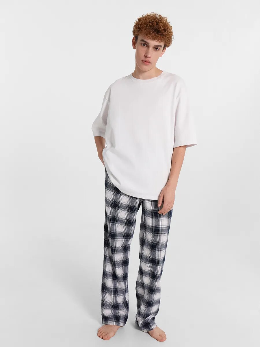 Брюки MARK FORMELLE для мужчин, размер 102-176/182, белый, черный — фото 1