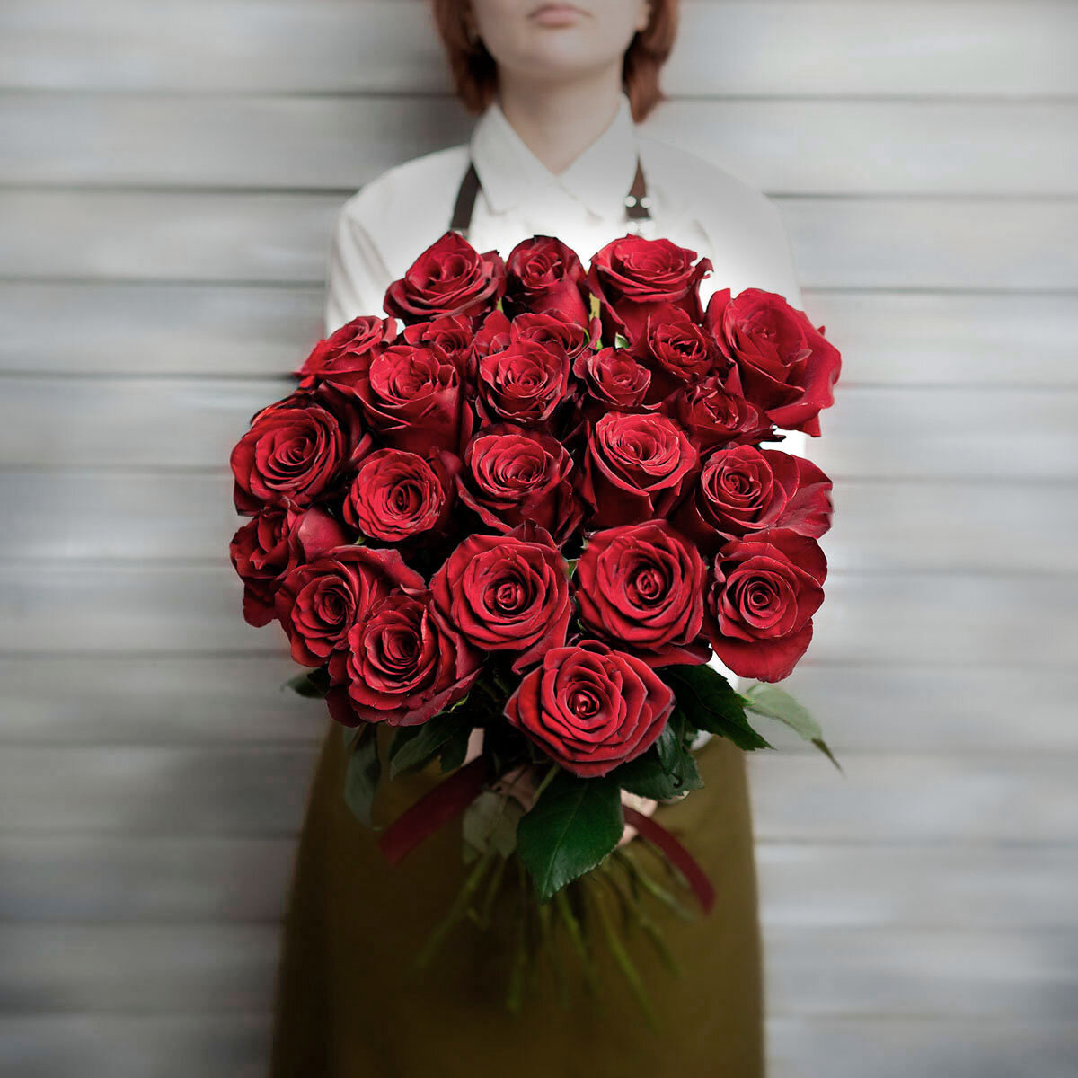 Монобукет Букет Маркет "23 красных розы Эквадор" 50см на стеблях