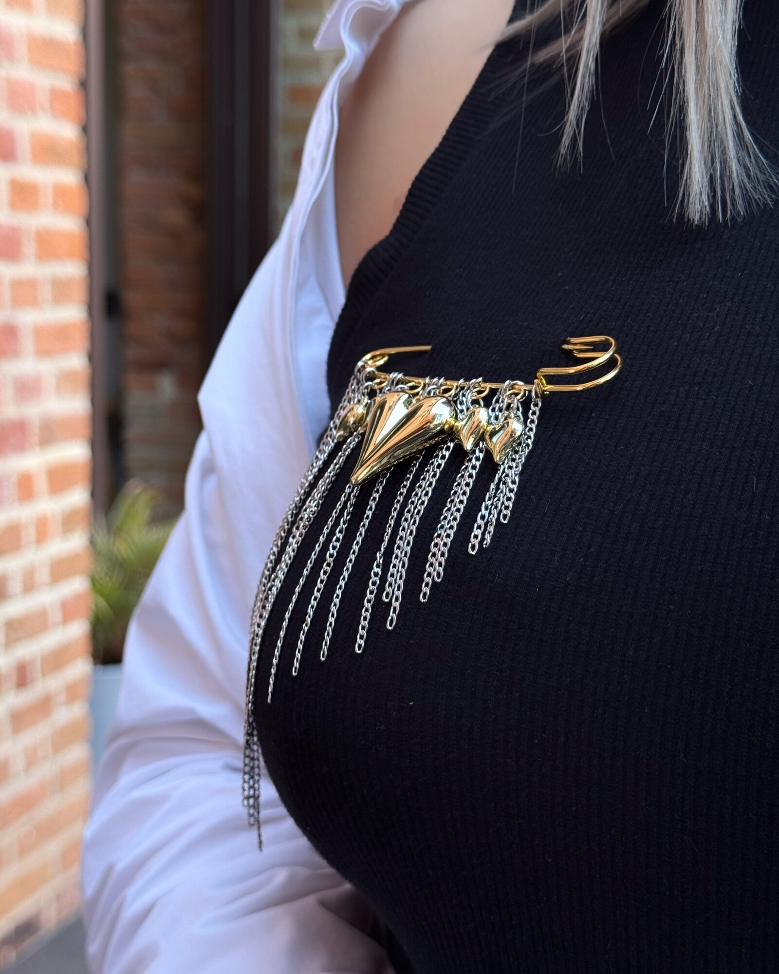 Брошь Ulanskaya Jewelry, металл, 1 шт., серебристый/золотистый