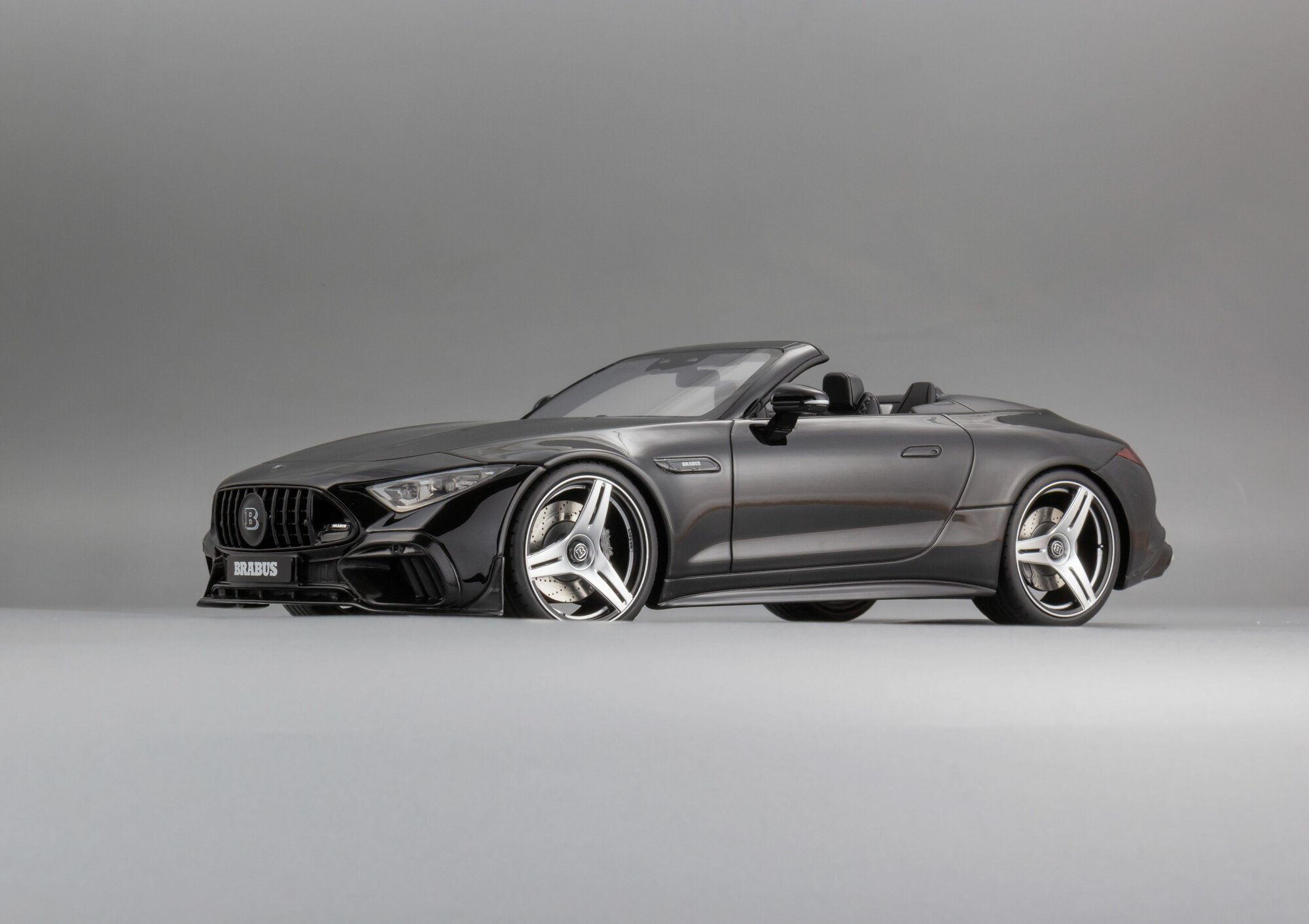 1:18 Brabus 750 Bodo Buschmann - 2023, Коллекционная масштабная модель от GT Spirit — фото 1