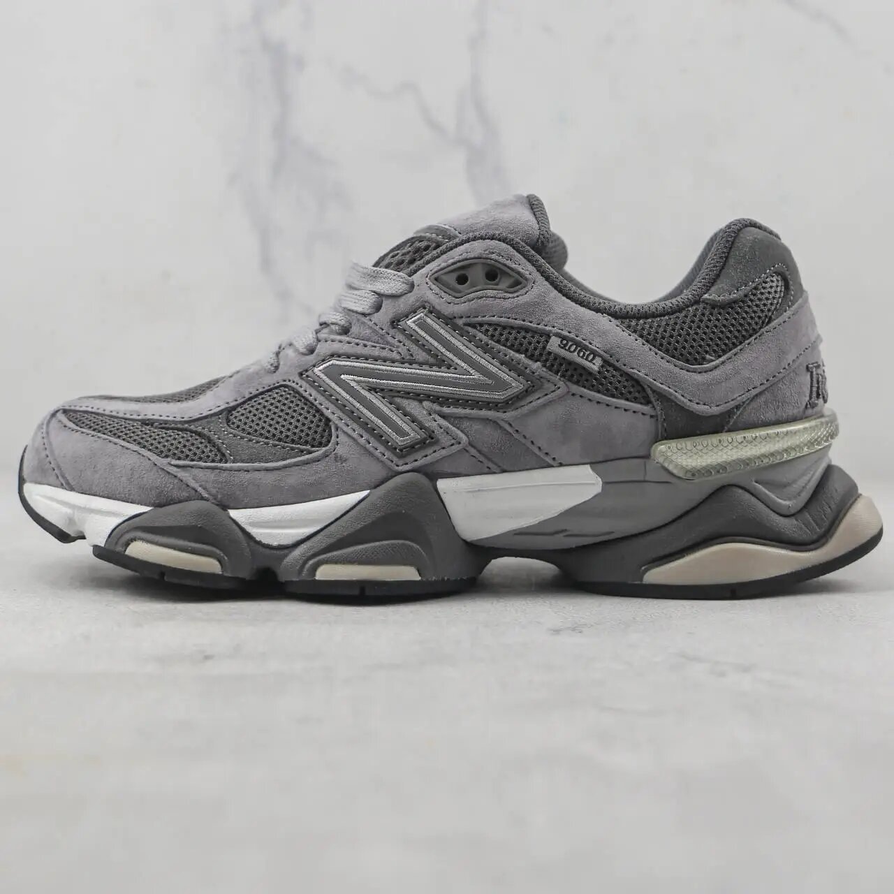 Кроссовки New Balance 9060