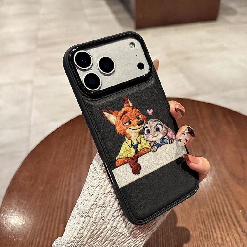 Чехол для айфон Зверополис iPhone 14 Pro Max силикон оранжевый