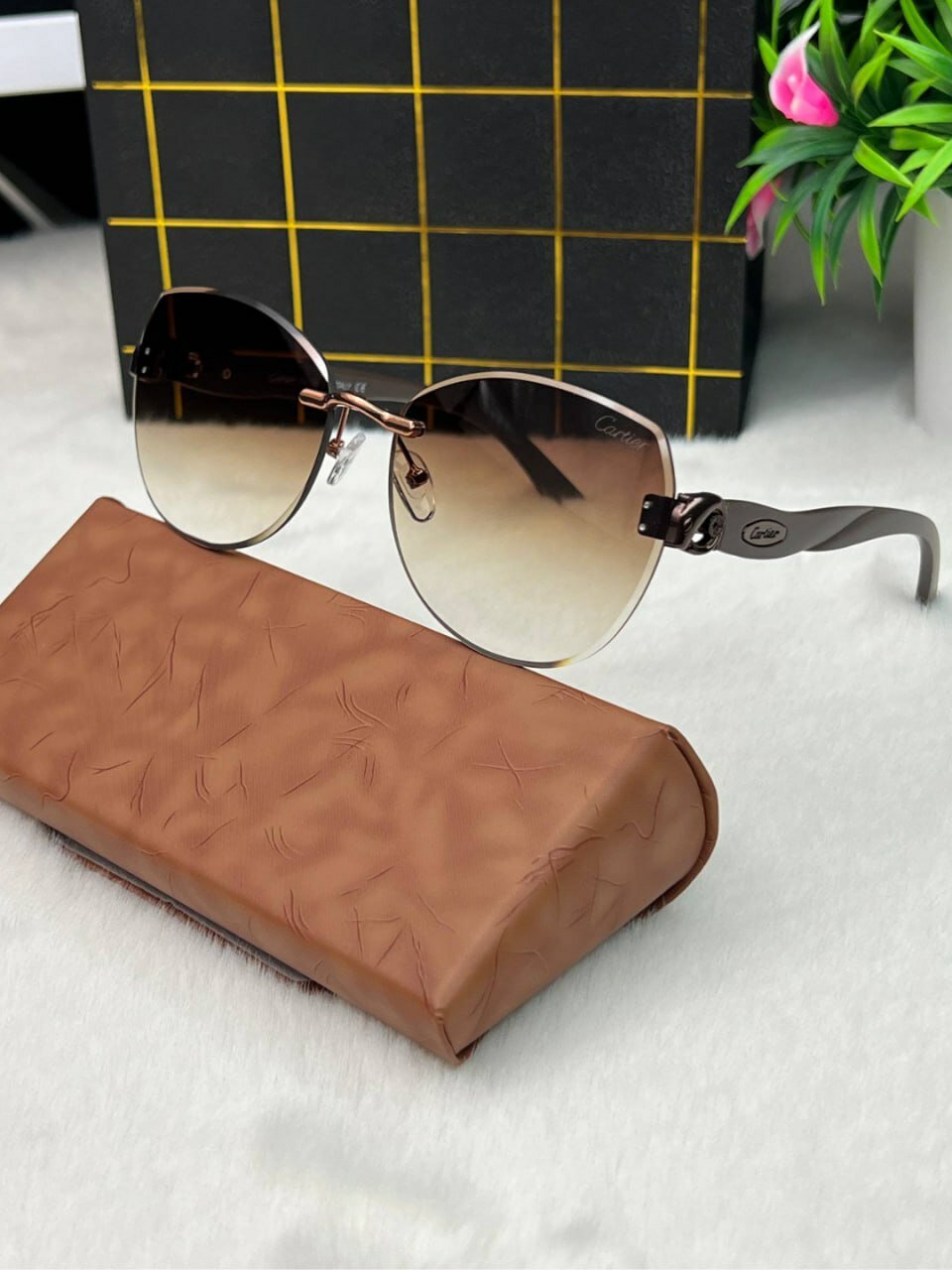 Солнцезащитные очки