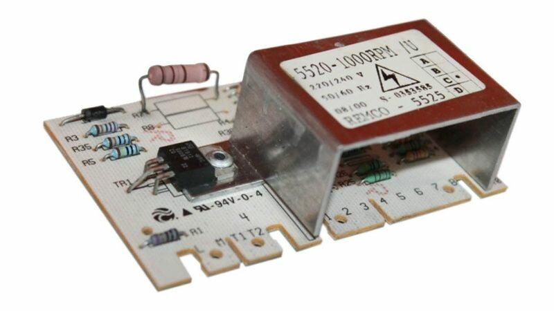 Электронный модуль двигателя стиральной машины Ariston 051446 AF 883 T/1 UK, A8601/S 051446, 066454 (REMCO 5525 5520-1000RPM/U S-0118893 S-0005359). Товар уцененный