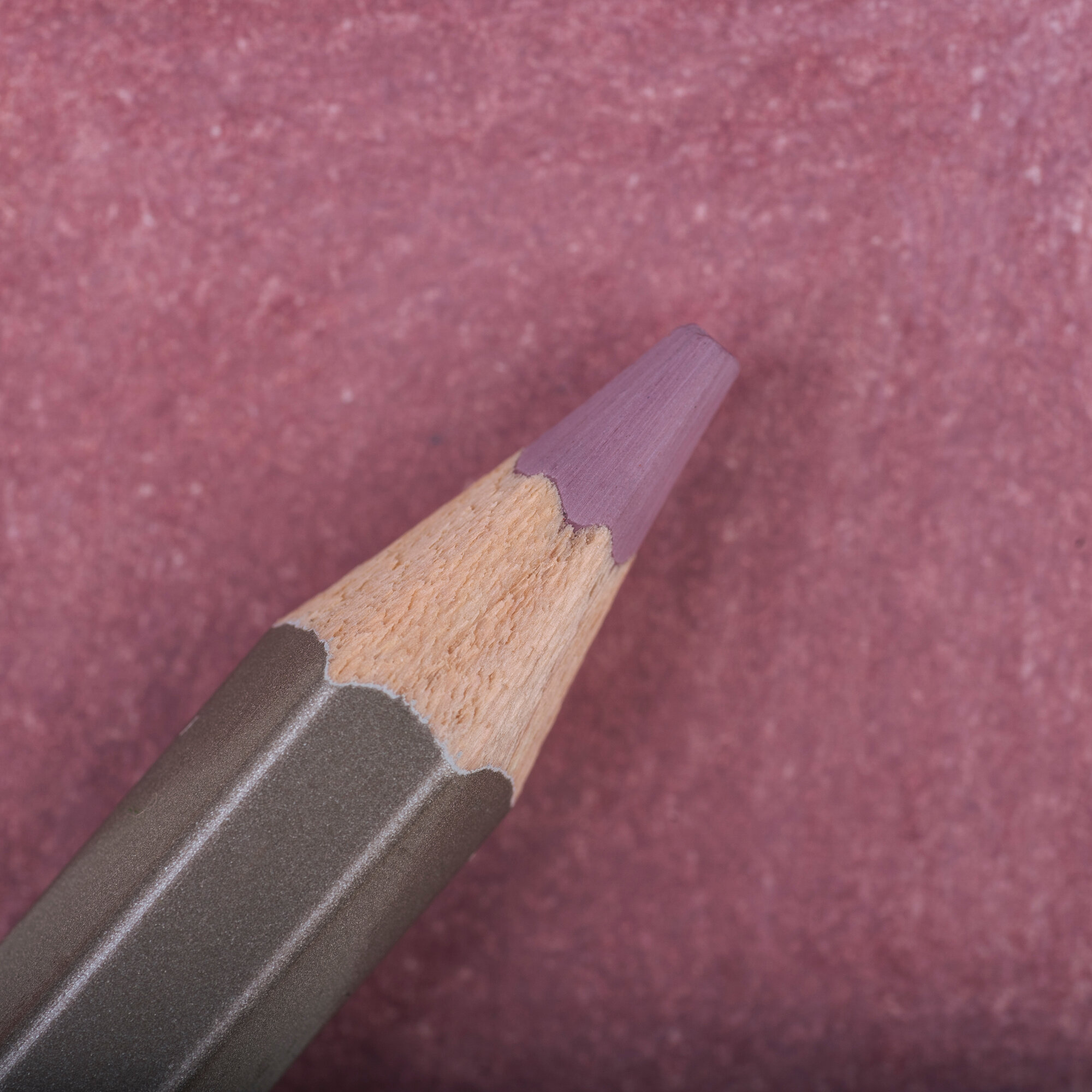 Карандаш цветной GRAFART PRO №138 серо-розовый