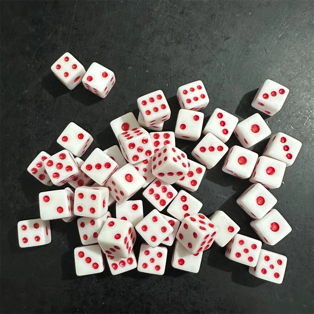 Пластиковые кубики D6 8 мм 1000 шт. White N red point