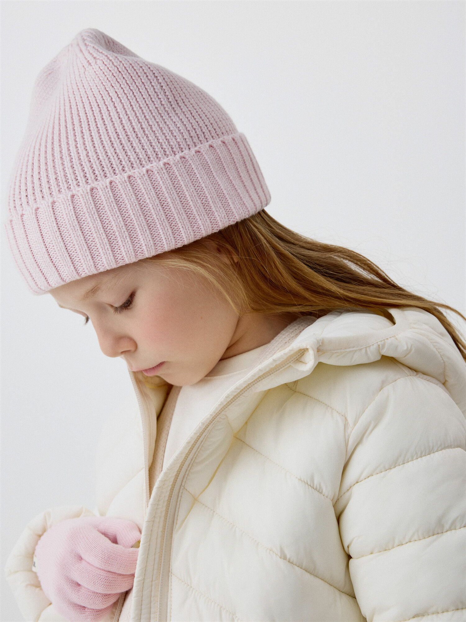 Шапка-бини Sela для девочек размер 54 RU светло-розовый