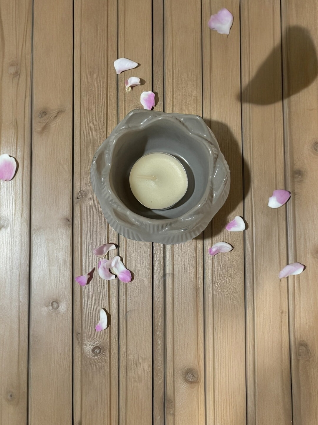 Декоративный подсвечник шкатулка для чайной свечи Lotos, 9 * 9 * 4 см - Серый