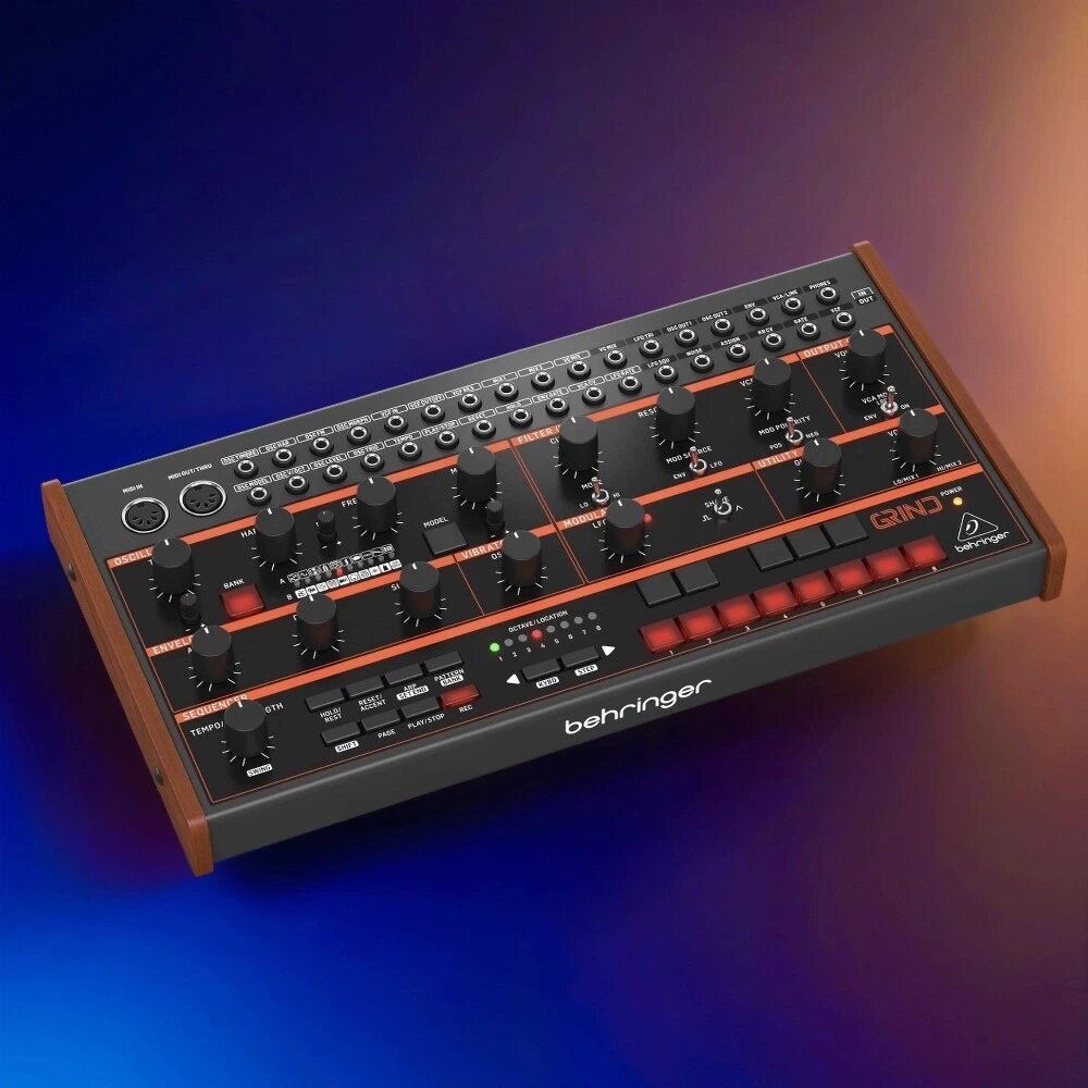 Гибридный полумодульный синтезатор Behringer GRIND