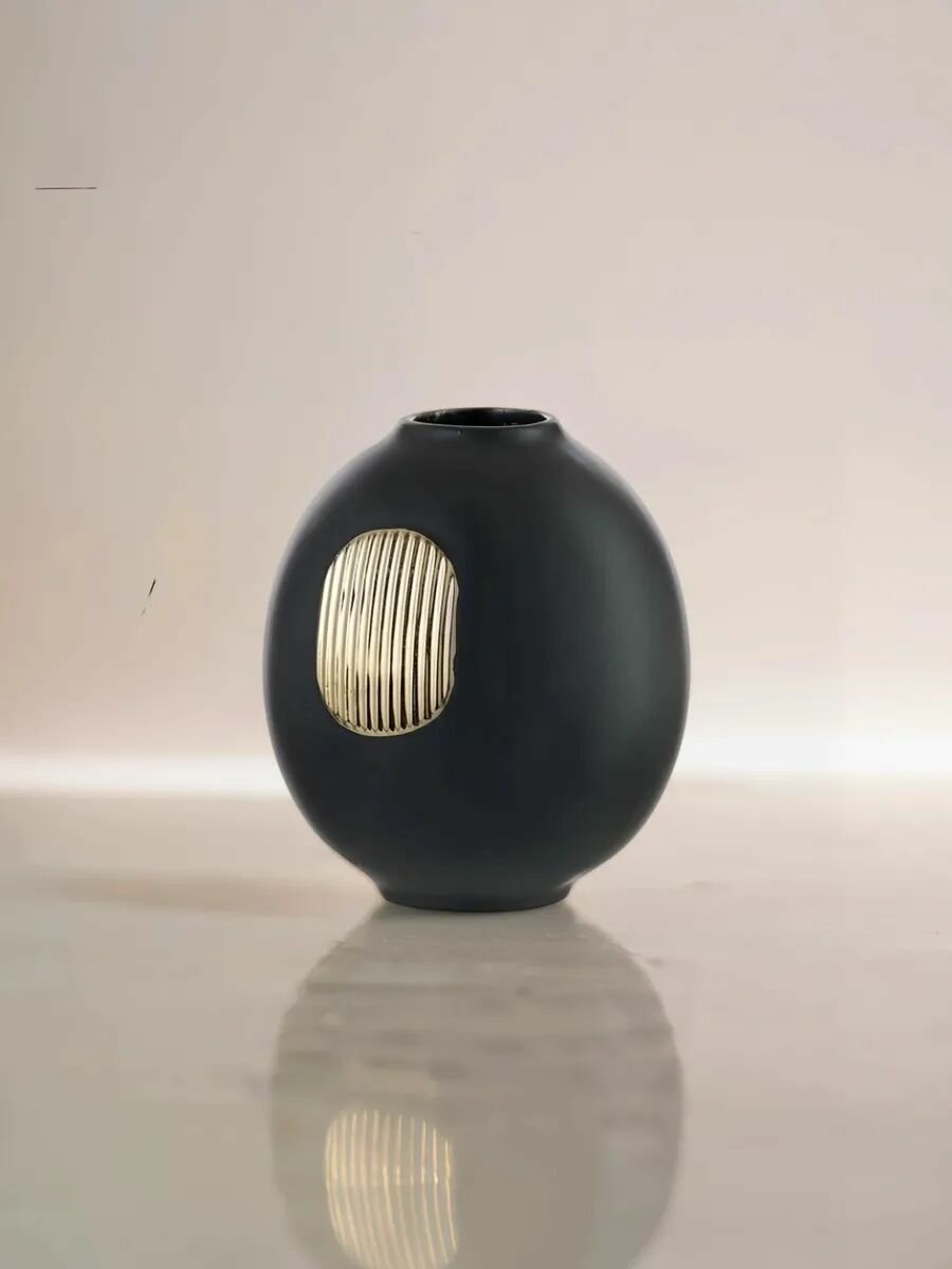 Ваза керамическая, 30*18*18см, настольная, цвет черный с золотым