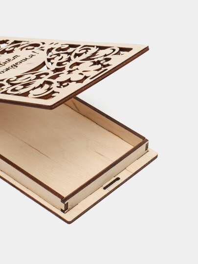 Шкатулка "С днем рождения", светлая. испоьзуется в качестве подарка с последующим хранением денег — фото 1