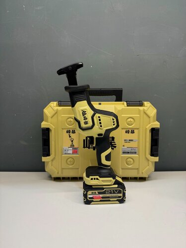 Изображение товара Аккумуляторная сабельная пила Feng Bao, 2 аккумулятора по 4 Ач, зарядка, кейс, FB-02-18, новинка