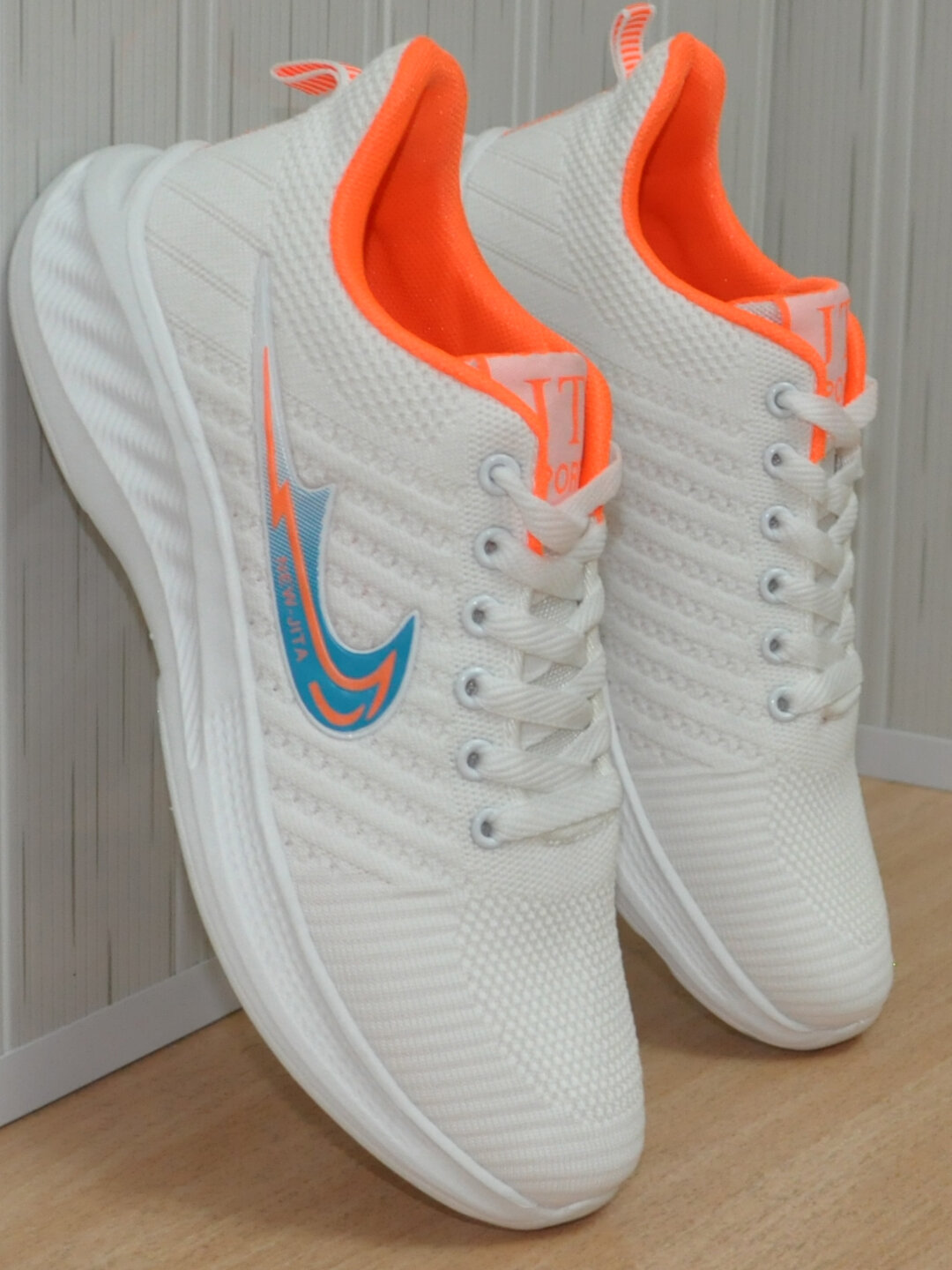 Мужские летные сетковые крассовки — фото 1