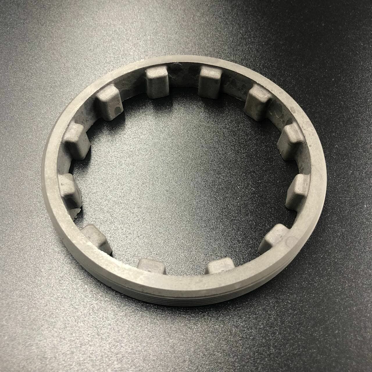 Гайка редуктора корончатая Yamaha 60-140, F40-100 (Omax), OEM: 688-45384-00 — фото 1