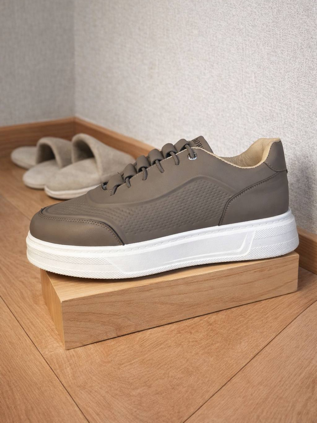 Кроссовки , полнота B (US)/ на среднюю стопу, размер 43, коричневый — фото 1