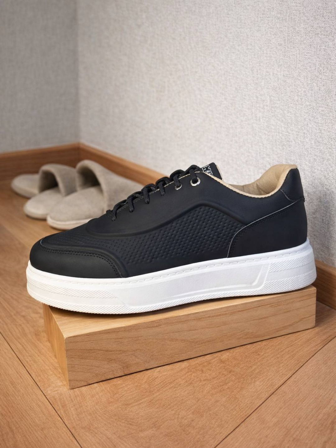 Кроссовки , полнота B (US)/ на среднюю стопу, размер 43, чeрный — фото 1