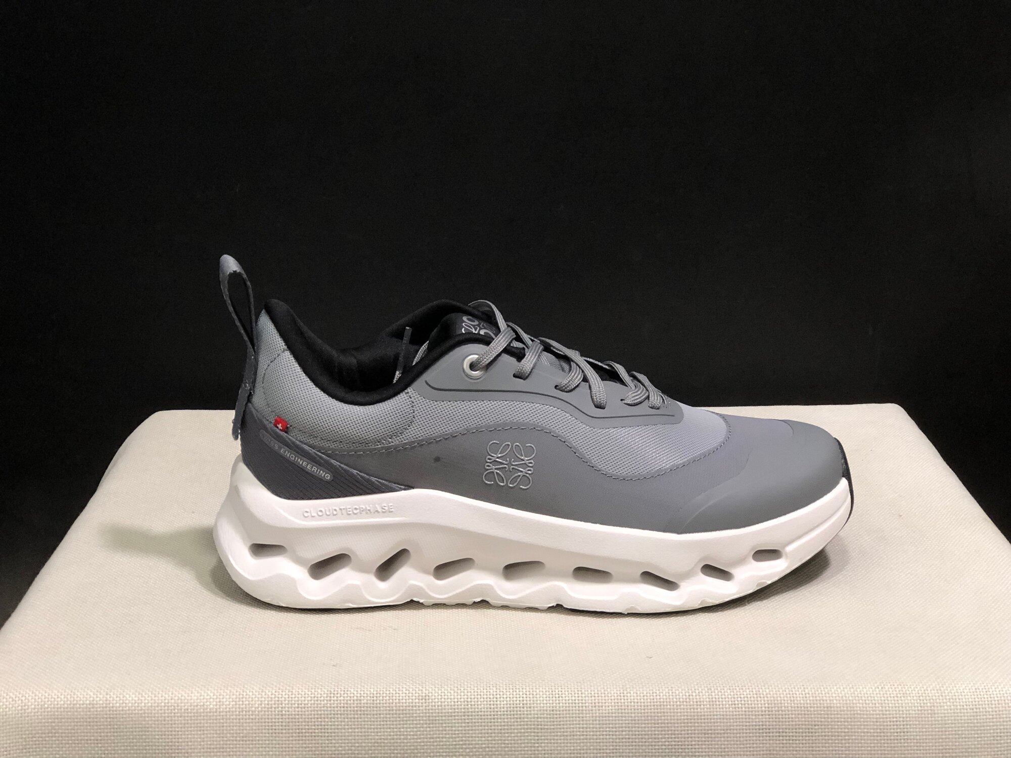 Кроссовки , размер 40, dark gray — фото 1