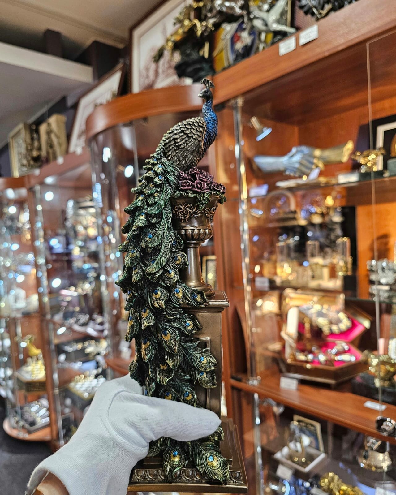 Veronese Статуэтка «Павлин на колонне» h-33см — фото 1