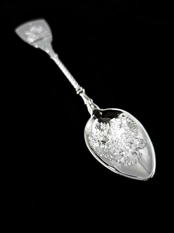 Нет бренда Сувенирная металлическая чайная ложка "Москва Храм" ( 13 см)