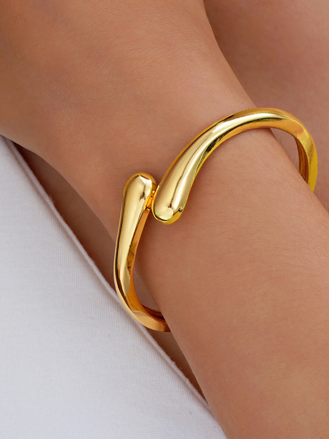 Браслет-бэнгл