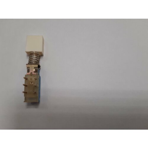 Переключатель ПКН61 П2К -(1) с фиксацией (комплект 2 штуки)