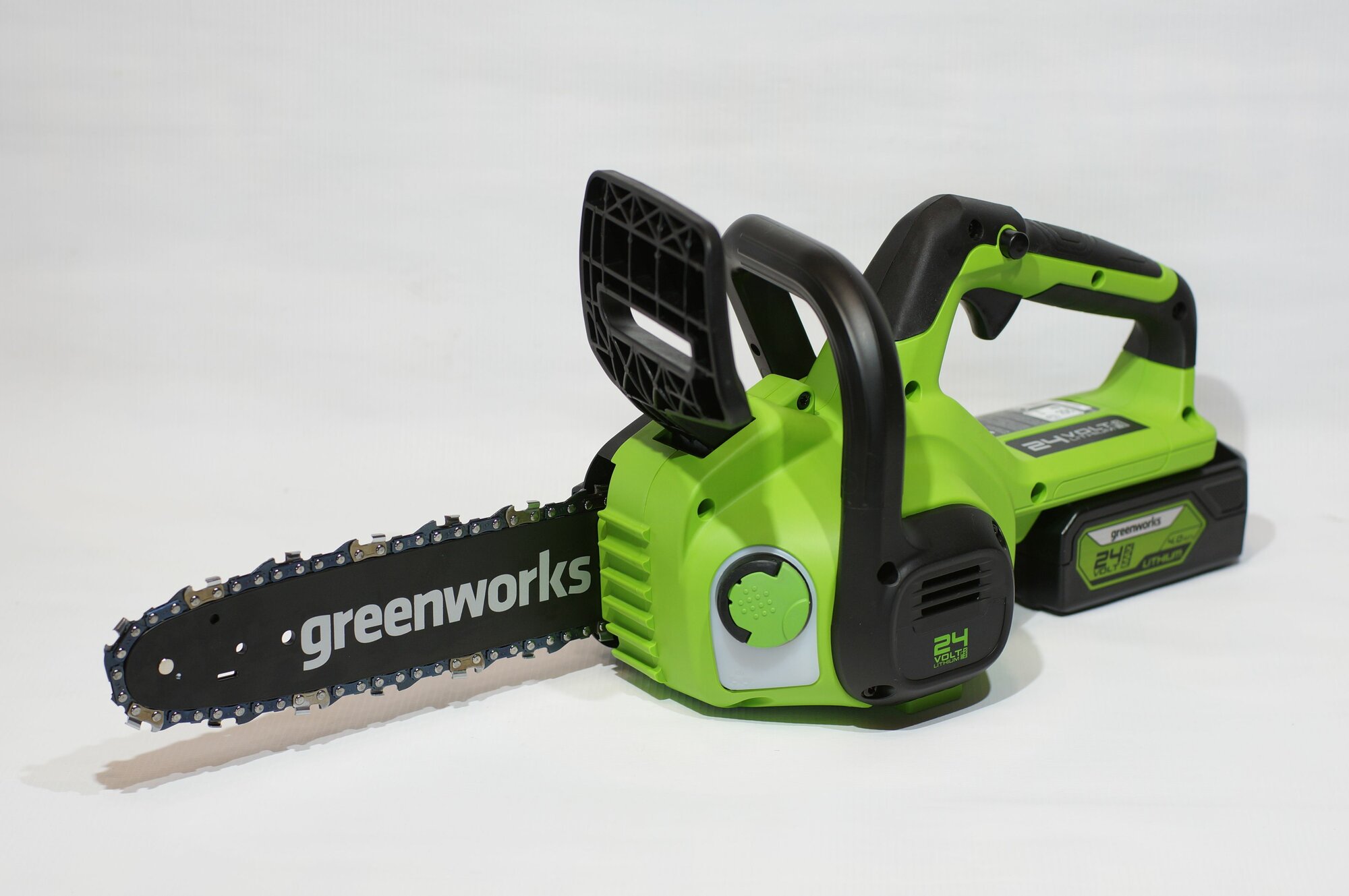Цепная пила аккумуляторная Greenworks G24CS25 24V 25см c 1хАКБ 8Ач и ЗУ 2007707UH