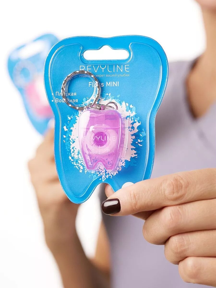 Зубная нить Revyline Floss Mini, вощеная, 15м, с брелоком, антибактериальная, розовая, мятная — фото 1