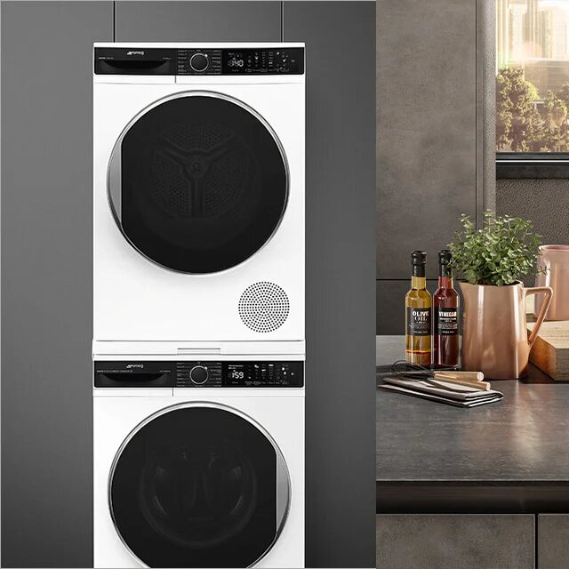 Соединительный элемент Smeg KITSPDT с полкой для стиральной и сушильной машины, цвет белый